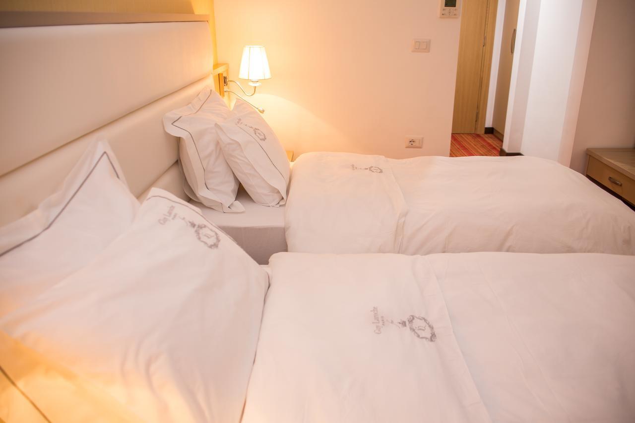 Santa Quaranta Premium Resort Sarandë Eksteriør billede