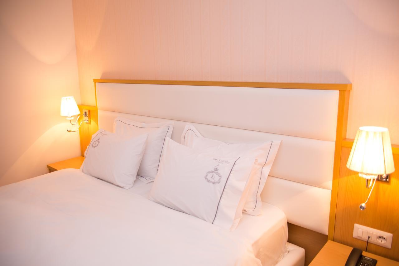 Santa Quaranta Premium Resort Sarandë Eksteriør billede