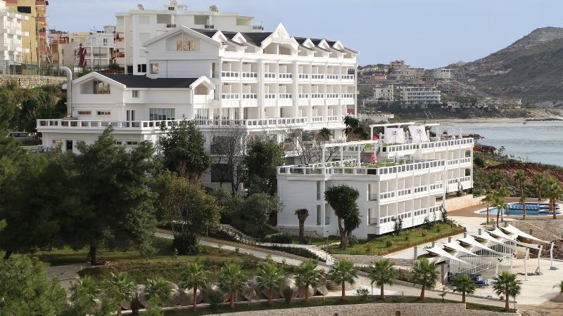 Santa Quaranta Premium Resort Sarandë Eksteriør billede